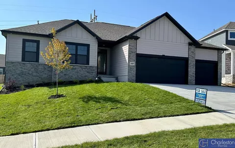 18309 Meredith Ave, Elkhorn, NE 68022