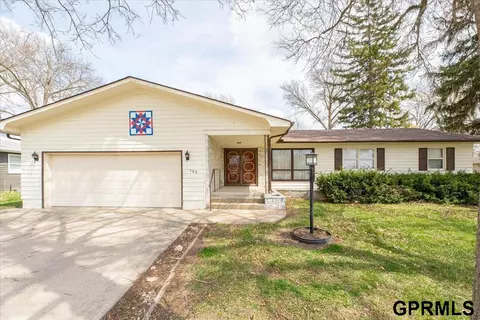 709 Wilson St, Emerson, IA 51533