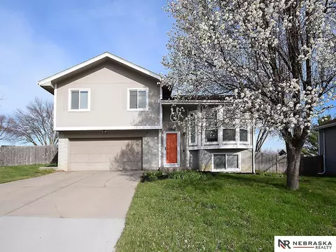 13816 Jennifer Rd, Omaha, NE 68138
