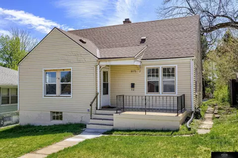 3173 Arcadia Ave, Omaha, NE 68111