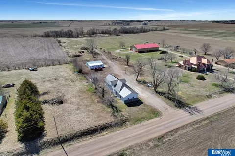 4157 Pioneers Rd, Beaver Crossing, NE 68313