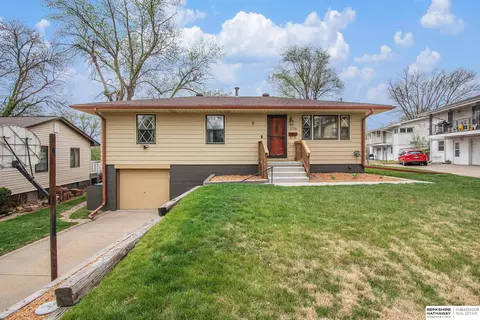 7773 Lafayette Ave, Omaha, NE 68114