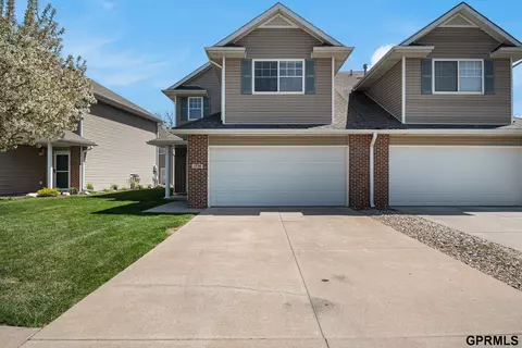 1739 N 175th Ct, Omaha, NE 68118