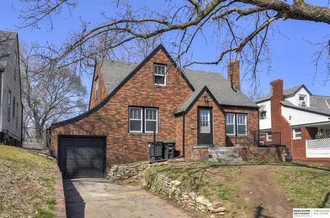 6512 N 32 St, Omaha, NE 68112