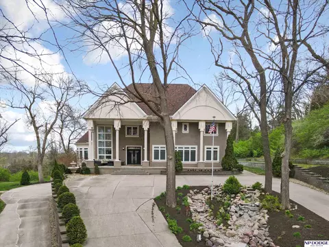 19632 Deer Run Ln, Council Bluffs, IA 51503