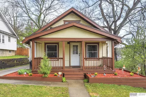 118 Fleming Ave, Council Bluffs, IA 51503