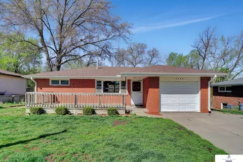 3725 S Folsom St, Lincoln, NE 68522