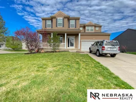 8509 S 162nd St, Omaha, NE 68136
