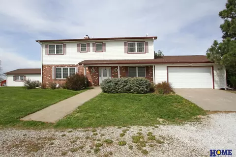 19101 S 96th St, Hickman, NE 68372