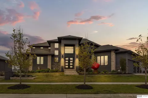 26516 Manderson Ct, Valley, NE 68064