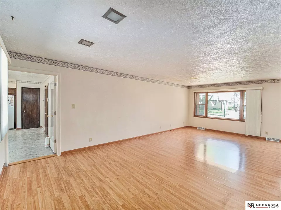  1420 Fairfield St, Lincoln, NE 68521 photo 4