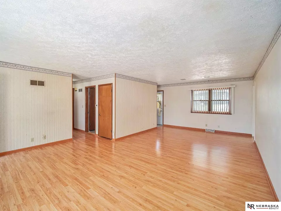  1420 Fairfield St, Lincoln, NE 68521 photo 5