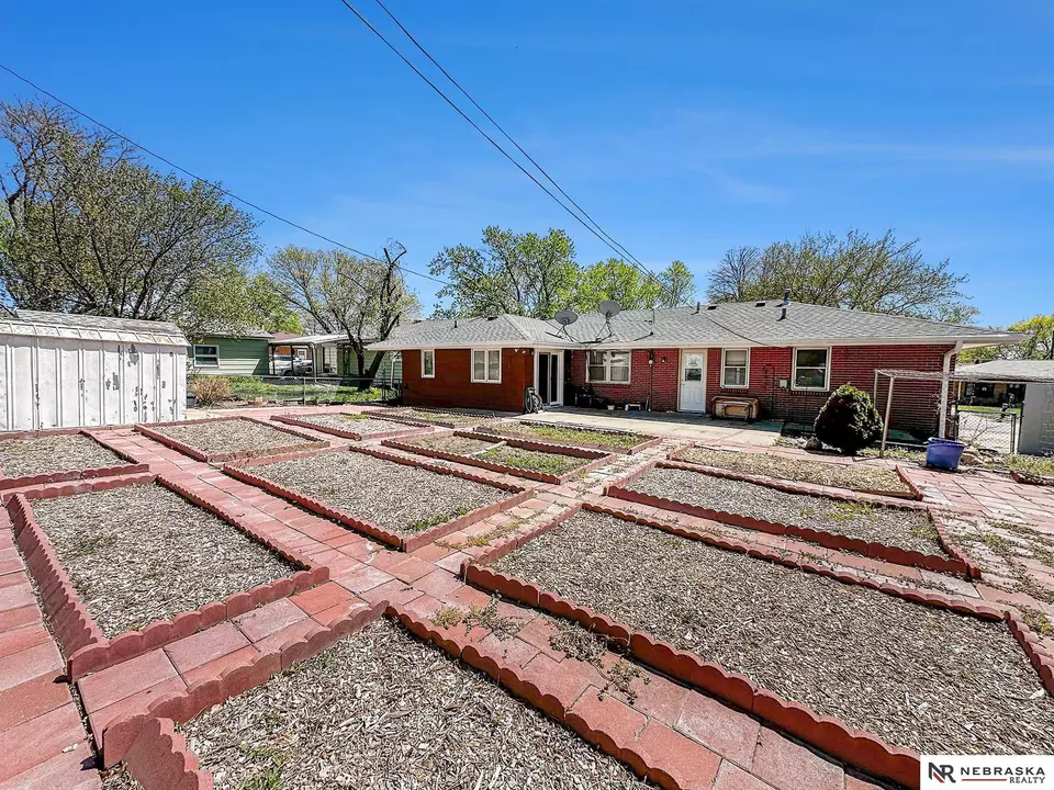  1420 Fairfield St, Lincoln, NE 68521 photo 22