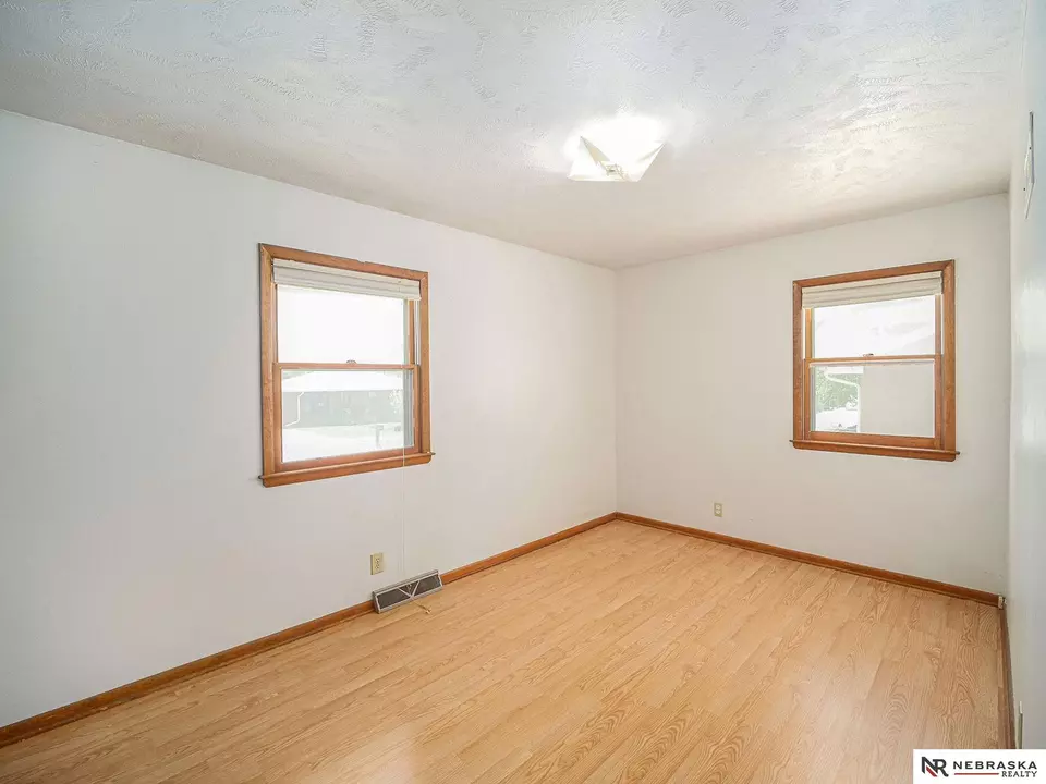 1420 Fairfield St, Lincoln, NE 68521 photo 12