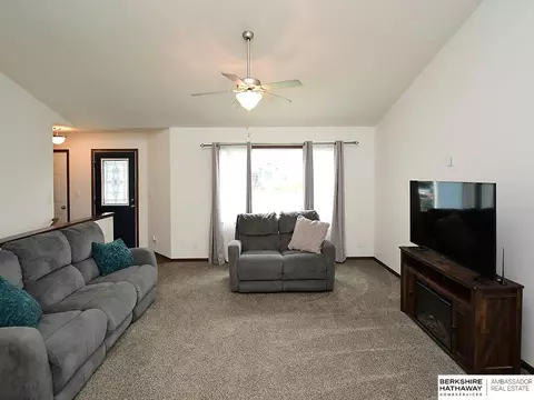 183 Curtis St, Wahoo, NE 68066 photo 6