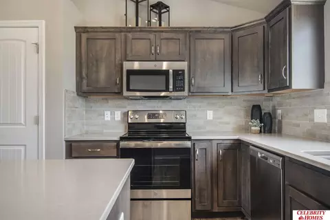 11063 Baker St, Omaha, NE 68142 photo 8
