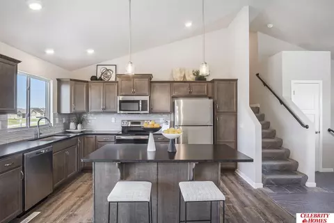 11106 Baker St, Omaha, NE 68142 photo 7