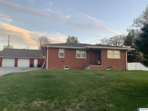 4247 D St, Omaha, NE 68107