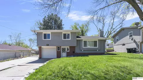 9117 Ames Ave, Omaha, NE 68134