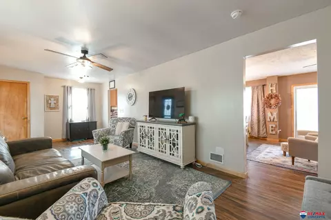 1419 Jefferson St, Beatrice, NE 68310 photo 9
