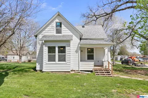 2202 Nebraska St, Blair, NE 68008