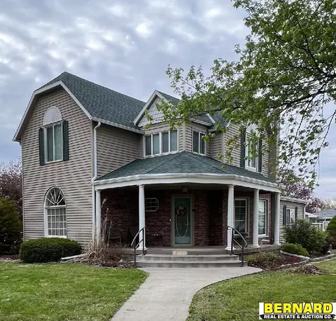 1100 11th St, Auburn, NE 68305
