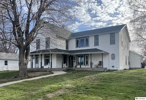 320 N 5th St, Lyons, NE 68038