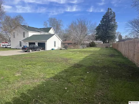 320 N 5th St, Lyons, NE 68038 photo 5