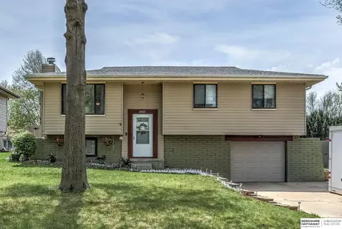 14005 Monroe St, Omaha, NE 68137