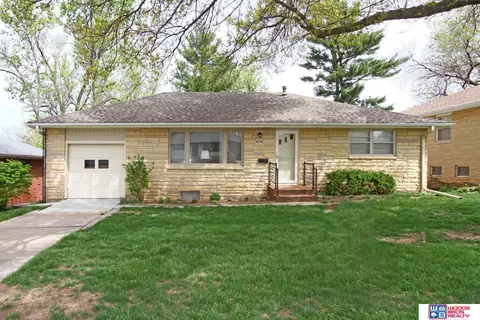 4250 Mohawk St, Lincoln, NE 68510
