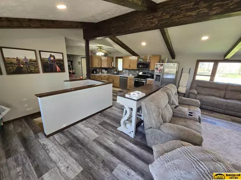 10131 E Lilac Rd, Beatrice, NE 68310 photo 8