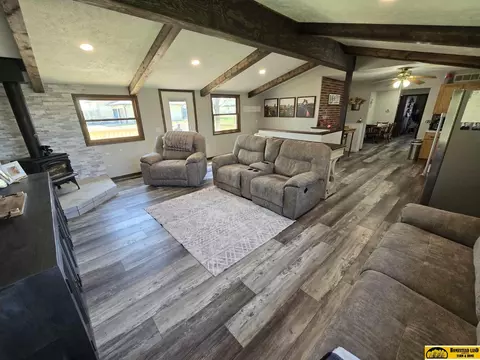 10131 E Lilac Rd, Beatrice, NE 68310 photo 6