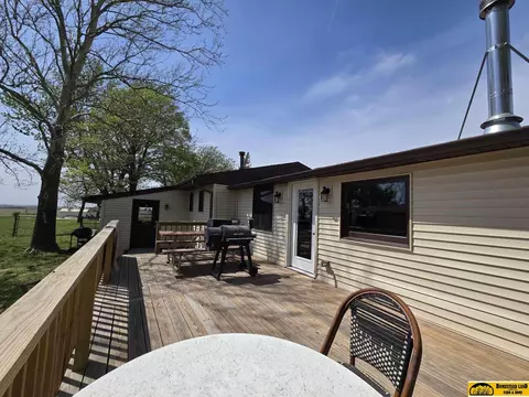 10131 E Lilac Rd, Beatrice, NE 68310 photo 19