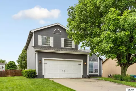 15051 Fowler Ave, Omaha, NE 68116