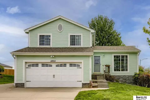 10713 S 18 St, Bellevue, NE 68123