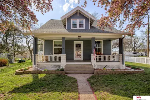 2702 Crawford St, Bellevue, NE 68005