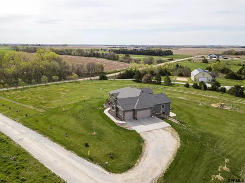 View/Area - 2305 Lothrop Lake Cir, Crete, NE 68333 photo 3 of 5
