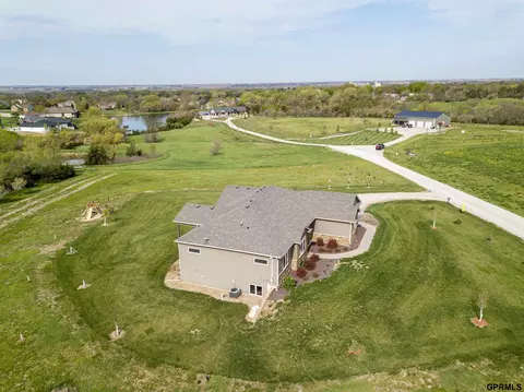 Exterior - 2305 Lothrop Lake Cir, Crete, NE 68333 photo 9 of 12