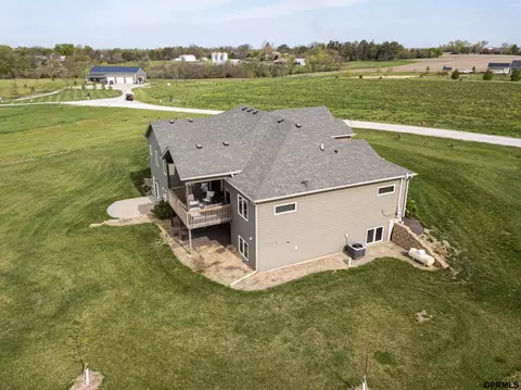 Exterior - 2305 Lothrop Lake Cir, Crete, NE 68333 photo 5 of 12