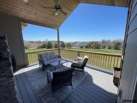 Exterior - 2305 Lothrop Lake Cir, Crete, NE 68333 photo 10 of 12