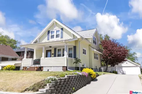 3958 Gordon St, Omaha, NE 68105