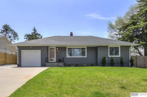 6049 Hamilton St, Omaha, NE 68132