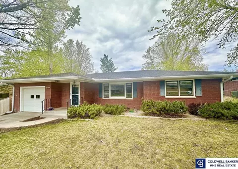 2578 Woods Blvd, Lincoln, NE 68502