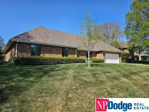 13276 Seward St, Omaha, NE 68154