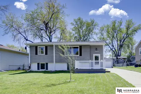 12665 B St, Omaha, NE 68144