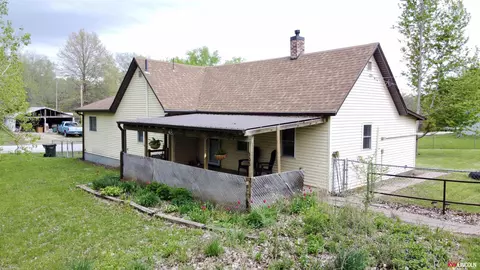 135 E 4th St, Douglas, NE 68344 photo 7