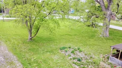 135 E 4th St, Douglas, NE 68344 photo 9