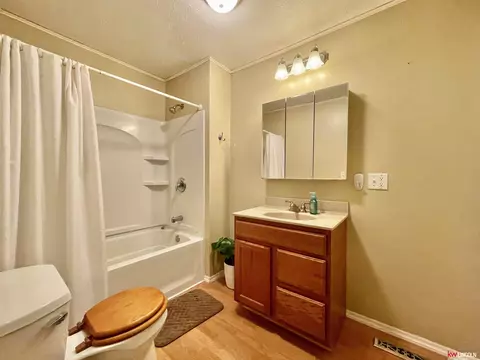 135 E 4th St, Douglas, NE 68344 photo 20