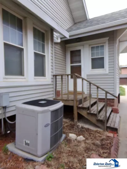 718 Grant St, Beatrice, NE 68310 photo 47