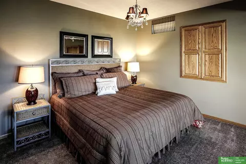 12804 Eagle Run Dr, Omaha, NE 68164 photo 40